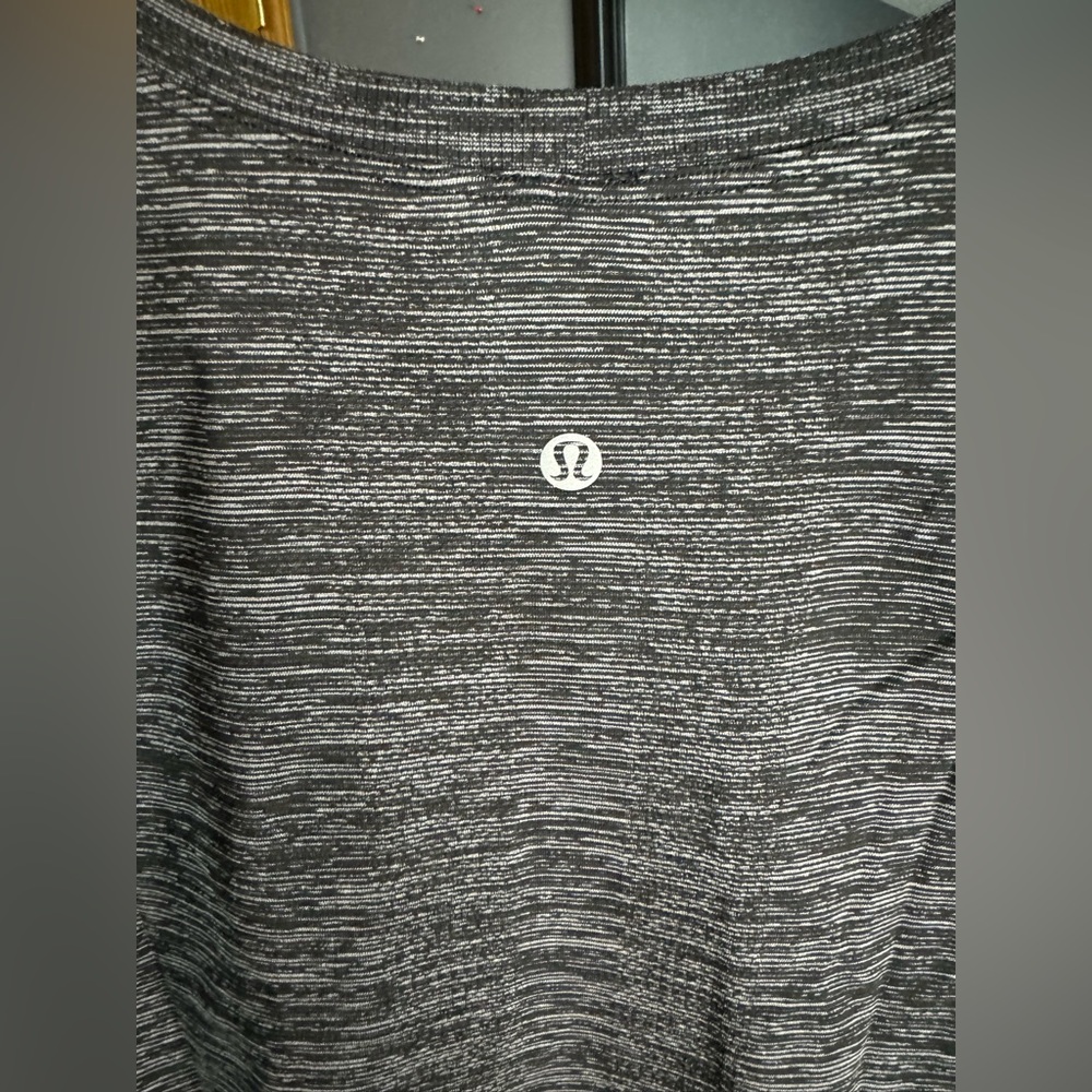 Lululemon Relaxed Swiftly Tech - image 2